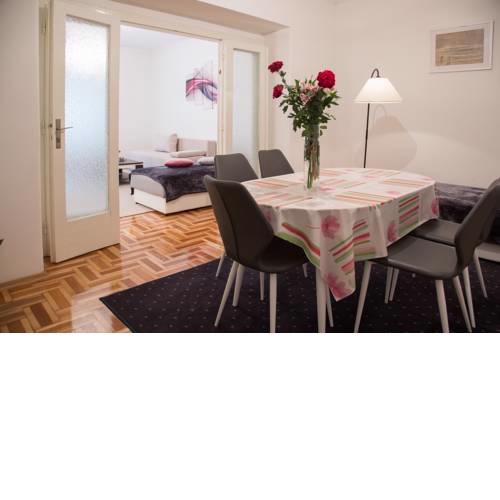 Apartment 6 Bed for You