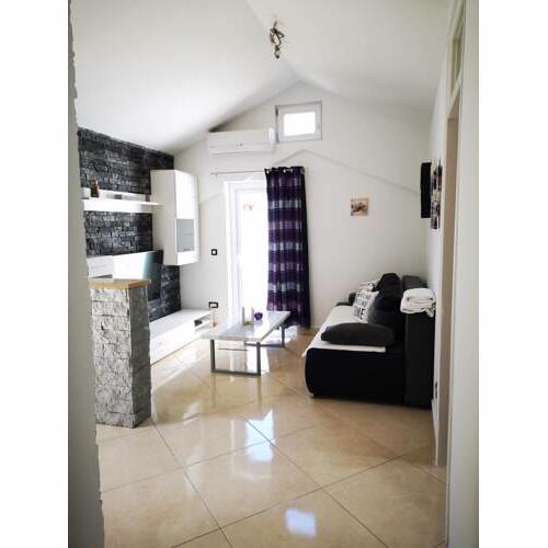Apartment A&A
