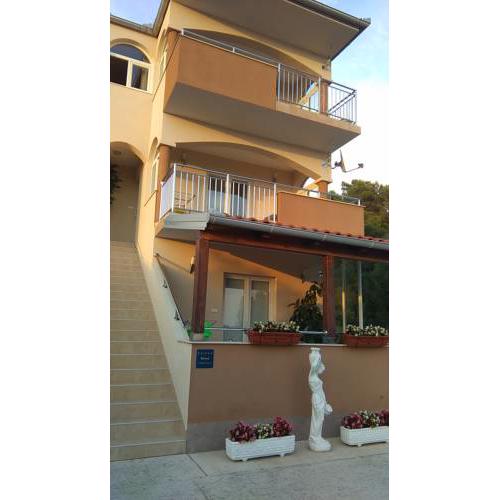 Apartment Alena 1 i 2