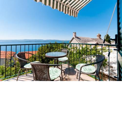 Apartment Aljoša