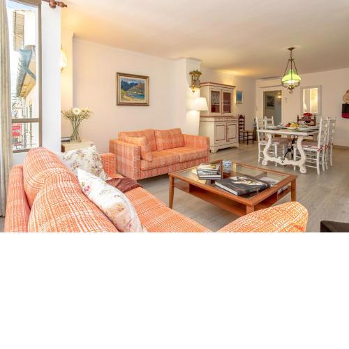 Apartment Almirall in Puerto Pollensa By homevillas360