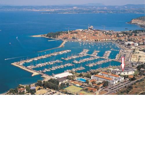 Apartment Amfora Marina Izola
