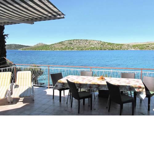 Apartment Andriana (SIB225)