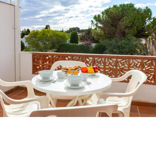 Apartment Anfora 9 by Interhome
