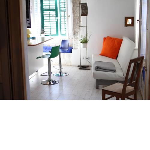 Apartment Avalon