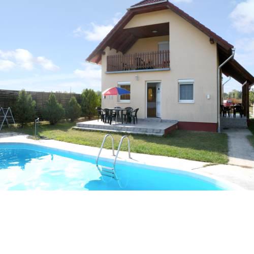 Apartment Balatonkeresztur 5