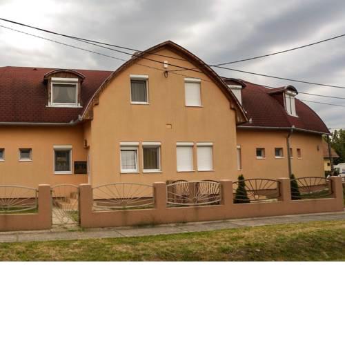 Apartment Balatonkeresztur/Balaton 19296