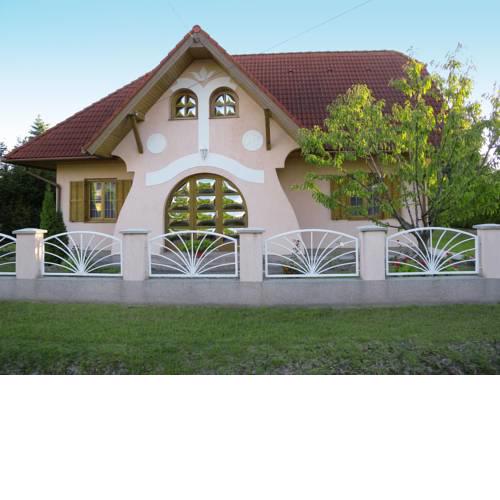 Apartment Balatonmariafurdo 6