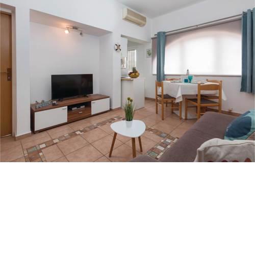 Apartment Banjole with Sea View 201