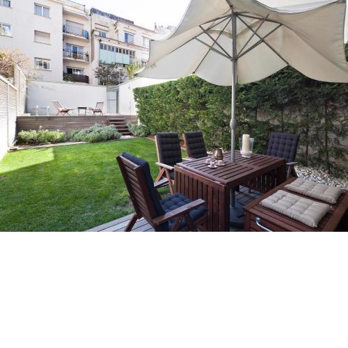 Apartment Barcelona Rentals - Private Pool and Garden Center