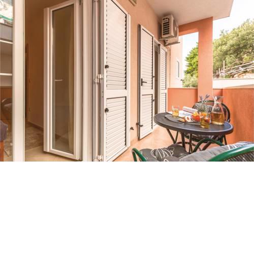Apartment Baska Voda 01
