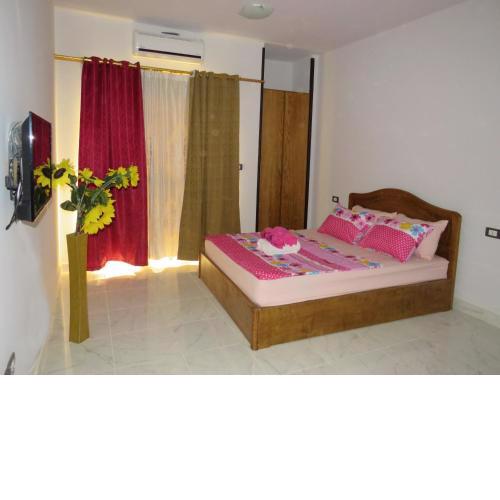 Apartment Bella Rosa near the sea RedSeaLine