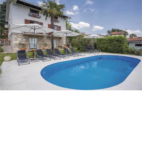 Apartment Borisa Zdrinscaka IV