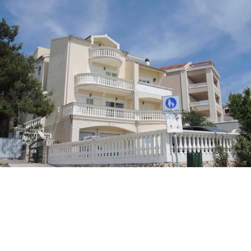 Apartment Brodarica 15270b