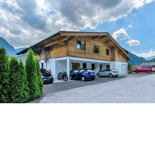 Apartment building Ferien, Neukirchen
