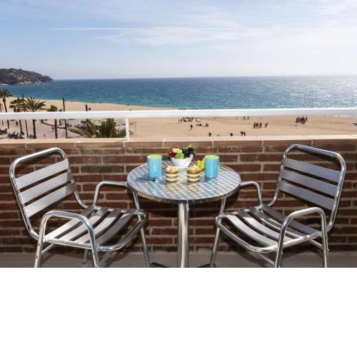 Apartment Caravela Beach by Interhome