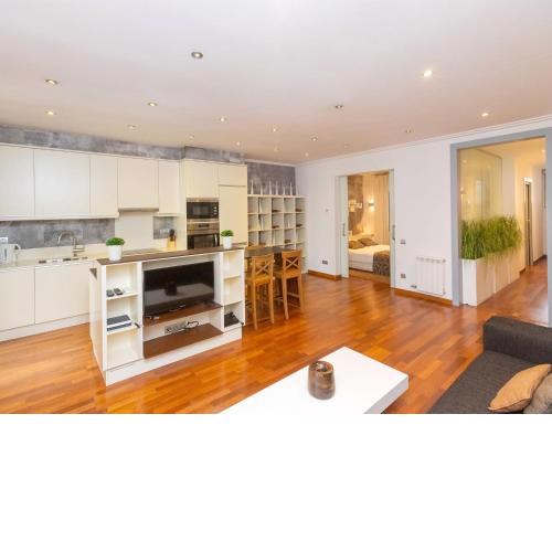 Apartment Centro- Passeig de Gracia - Casa Batllo by Interhome