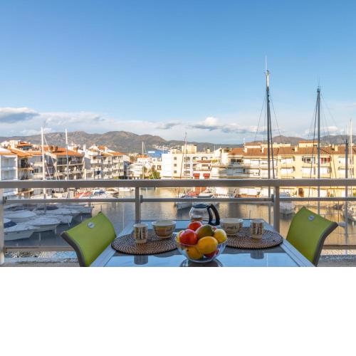 Apartment Club Nautic-24 by Interhome