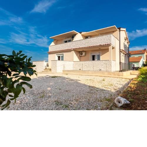 Apartment Darija