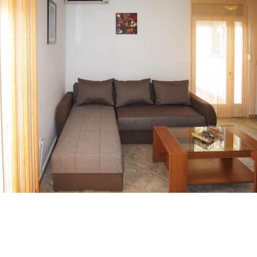 Apartment Davor (UGL514)