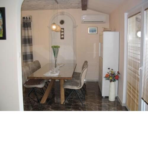 Apartment Davorka (4348)
