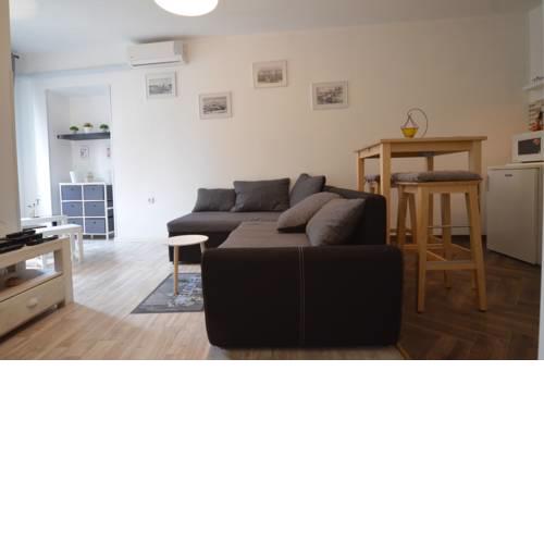 Apartment De Amicis