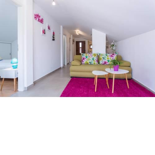 Apartment Deni