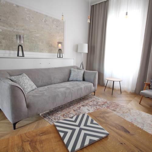 Apartment Diagonal