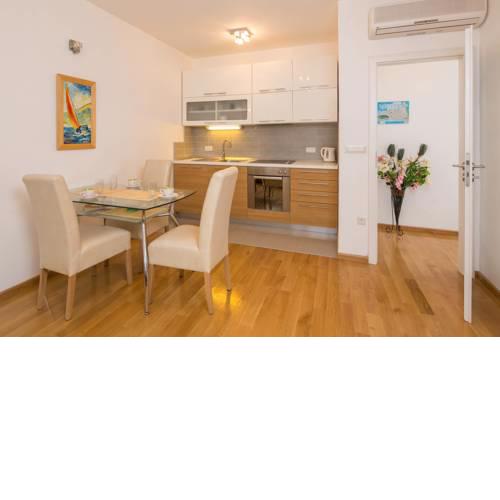 Apartment Divas Split