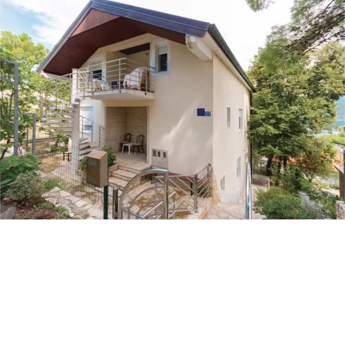 Apartment Donji Karin 11
