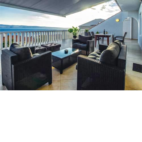 Apartment Dugi Rat with Sea View 06