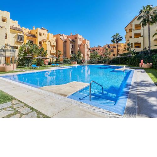 Apartment Duquesa Golf Views by Interhome