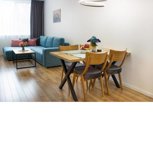 Apartment Eliya - FREE GARAGE & 15 min to the beach
