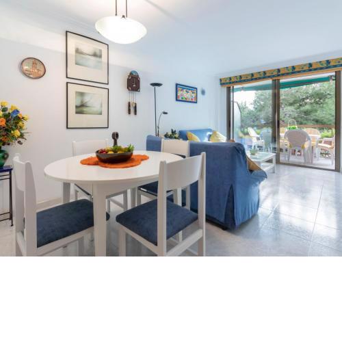 Apartment Els Pins Maria by Interhome