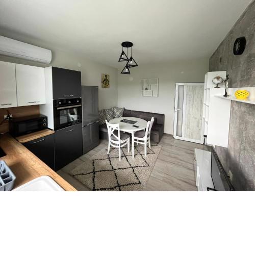 Apartment Enina