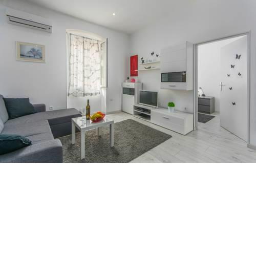 Apartment Eva