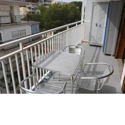 Apartment Flandria-1 by Interhome