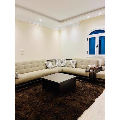 شقة للإجار في التجمع الخامس Apartment for rent at New Cairo