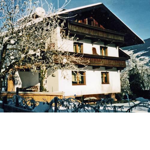 Apartment Fügen III