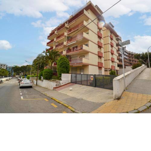 Apartment Gavina Salou-2 by Interhome