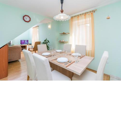 Apartment Grafulin
