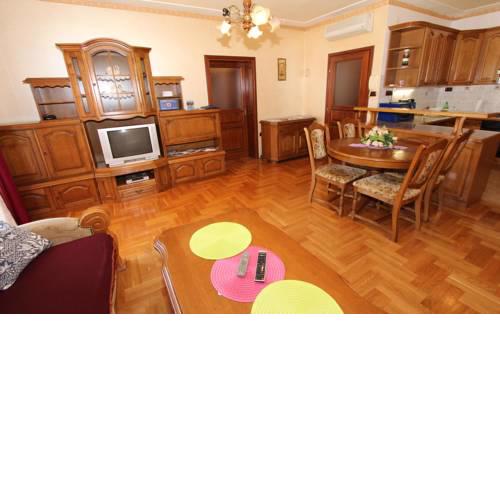 Apartment Hari
