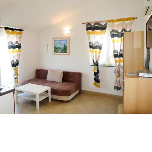 Apartment Haus Jadran (NIN121)