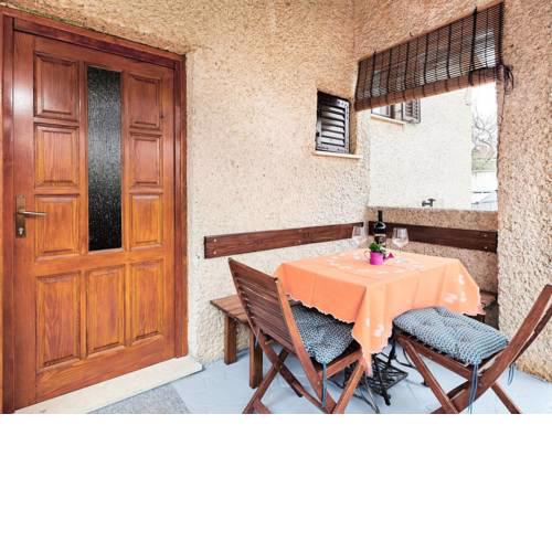 Apartment Haus Piko (NVG118)