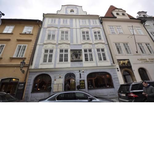 Apartment Husova 15