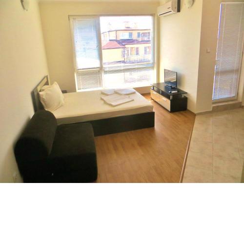Apartment in Azalia 2 complex