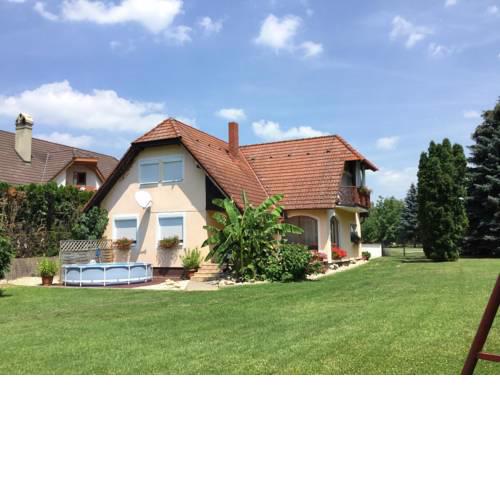 Apartment in Balatonbereny/Balaton 18046
