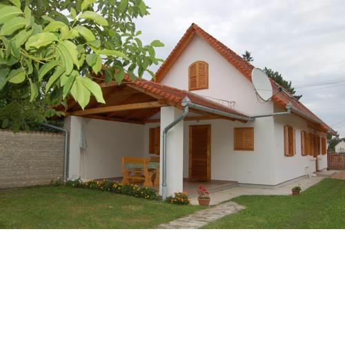 Apartment in Balatonbereny/Balaton 18075