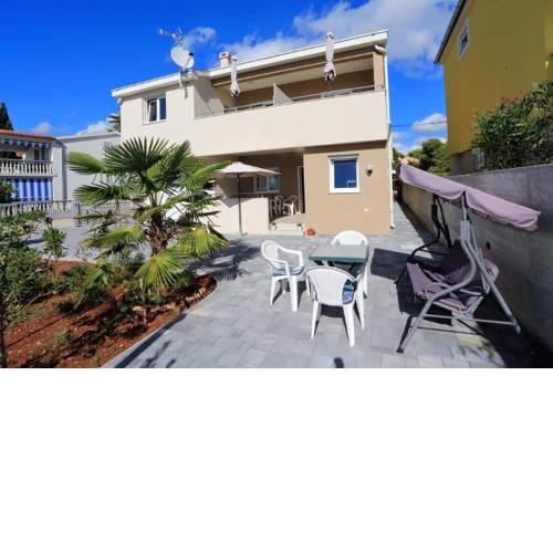 Apartment in Bibinje with sea view, terrace, air conditioning, WiFi (4875-2)