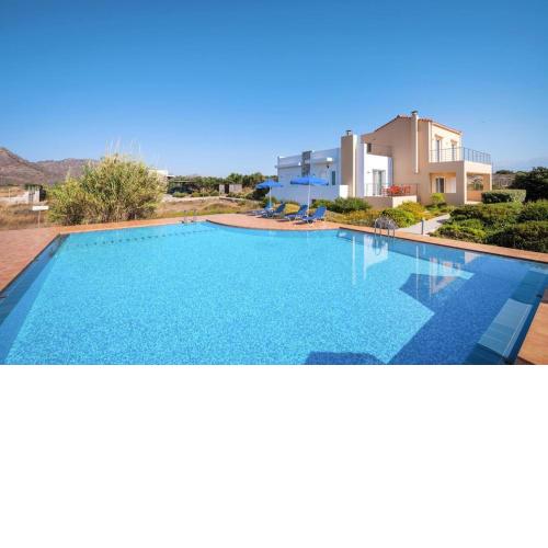 Apartment in Chania with outdoor pool